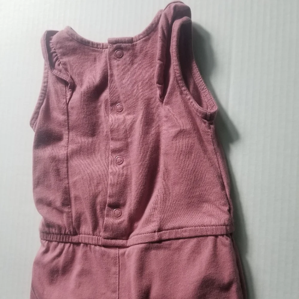 CARTER'S GIRL'S PINK SLEEVELESS ROMPER SIZE 6 MONTHS